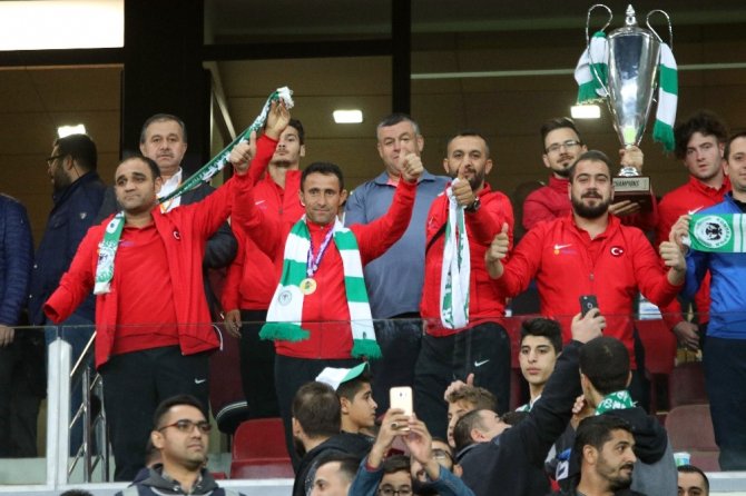 UEFA Avrupa Ligi: Atiker Konyaspor: 0 - Salzburg: 1 (İlk yarı)