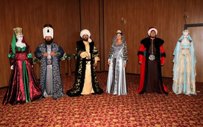 Osmanlı kostümleri Adana’da hayat buldu