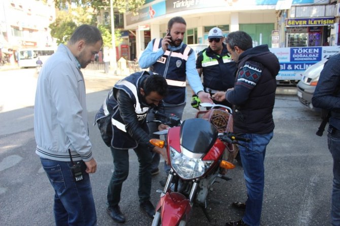 Polis ekipleri motosiklet uygulamalarına hız verdi