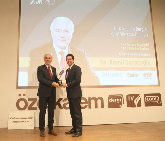Başkan Kamil Saraçoğlu’na ’Yılın Belediye Başkanı’ ödülü
