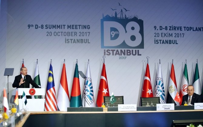 Cumhurbaşkanı Erdoğan: "Birileri kasıtlı bir şekilde İslamla terörizmi, Müslümanla teröristi özdeşleştirmeye çalışıyor"