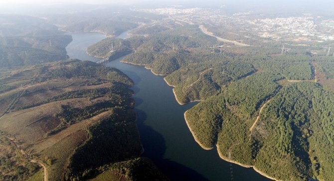 Su seviyesi azalan Alibeyköy Barajı havadan görüntülendi