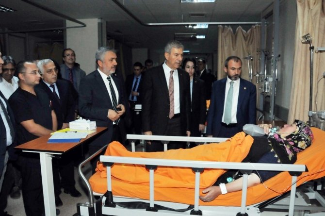Sağlık Bakanı Demircan’dan OMÜ Tıp Fakültesi Hastanesinin aciline ziyaret