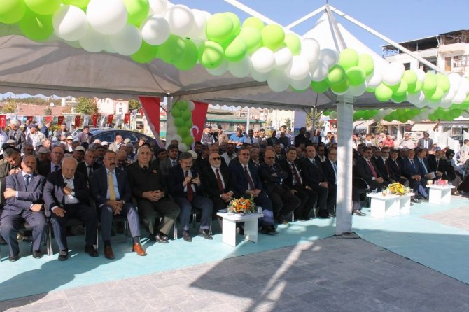 Bakan Eroğlu, İscehisar Doğalgaz Hattı Giriş İstasyonu” açılış törenine katıldı