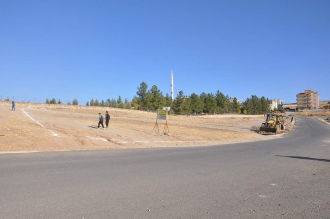 Siirt Belediyesi, Şeyh Musa Mezarlığı duvar genişletme çalışmalarına başladı