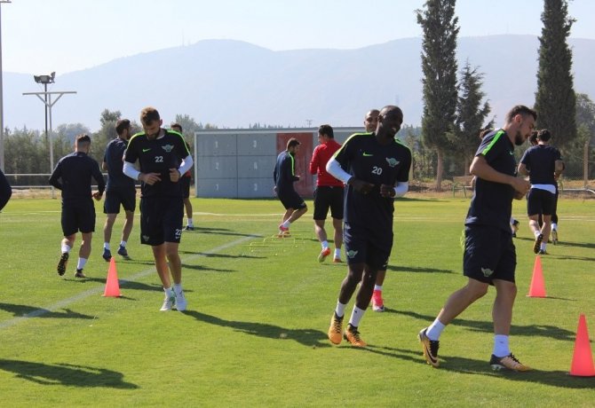 Akhisarspor, Gençlerbirliği maçını bekliyor
