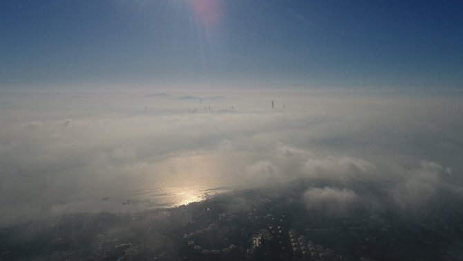 Sis altındaki İstanbul havadan görüntülendi