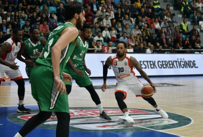 Tahincioğlu Basketbol Süper Ligi: Muratbey Uşak: 84 - Darüşşafaka Basketbol: 80