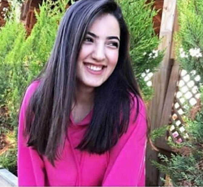 Üniversiteli genç kızların cenazeleri ailelerine teslim edildi