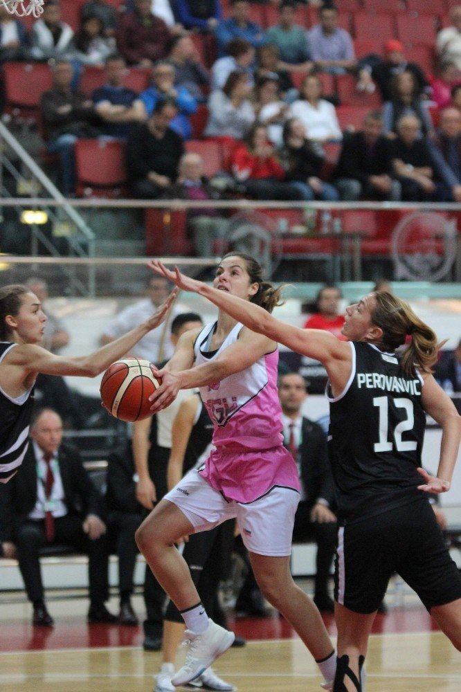 Bilyoner.com Kadınlar Basketbol Ligi: AGÜ: 64 - Beşiktaş: 50