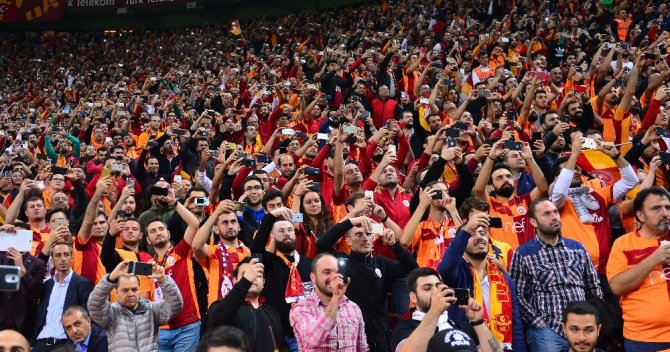 Süper Lig: Galatasaray: 0 - Fenerbahçe: 0 (Maç devam ediyor)