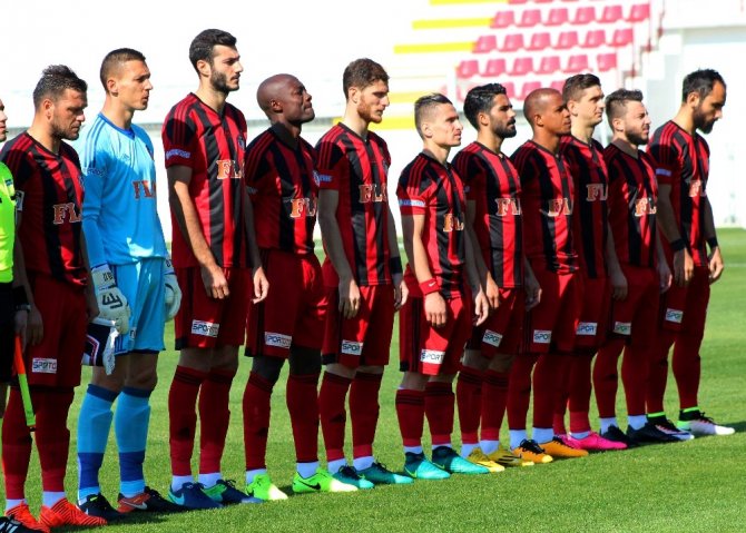 TFF 1. Lig: Ümraniyespor: 0 - Gazişehir Gaziantep: 0