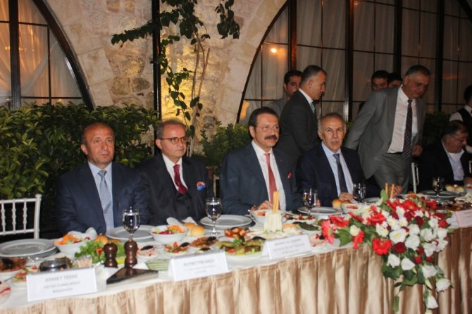 TOBB Başkanı Hisarcıklıoğlu: “Ülkemiz ekonomisinin lokomotif illerinden birisi Hatay’dır, Hatay’ın geleceği de parlaktır”