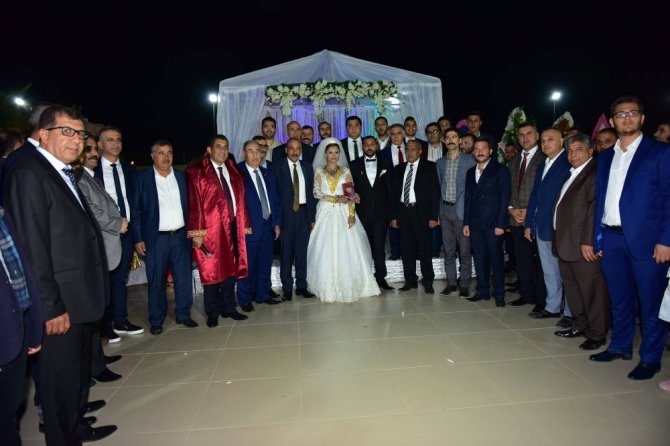 Atilla ailesinin mutlu günü