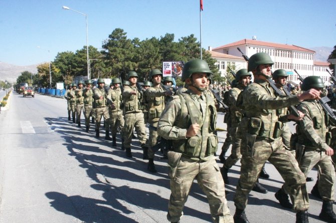 Erzincan’da 29 Ekim provası yapıldı