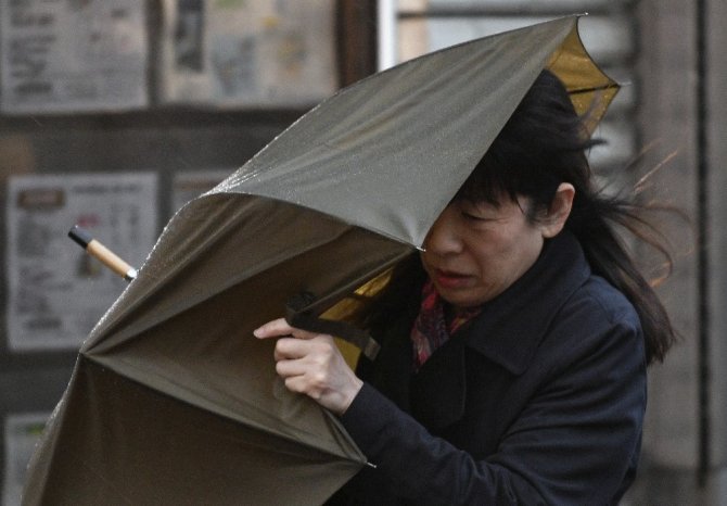 Japonya’da Lan tayfunu: 4 ölü