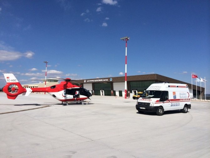 1 günlük Dinçer bebek ambulans helikopterle Ankara’ya sevk edildi