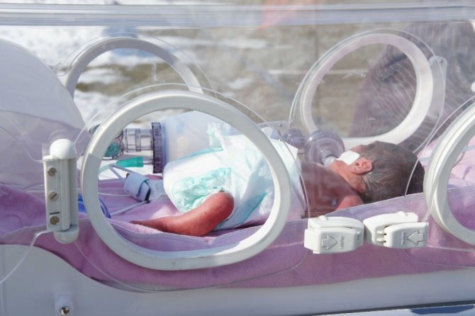 1 günlük Dinçer bebek ambulans helikopterle Ankara’ya sevk edildi