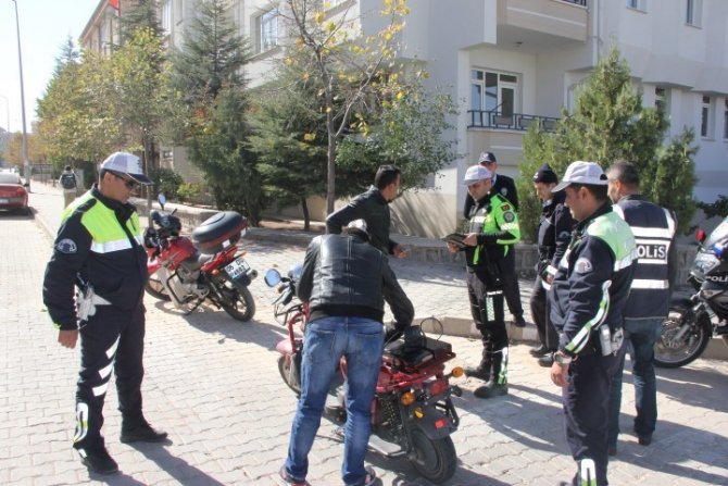 Nevşehir’de 18 motosiklete 13 bin 443 lira para cezası kesildi