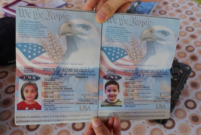 ABD’ye kızdı, çocuklarının pasaportlarını yaktı