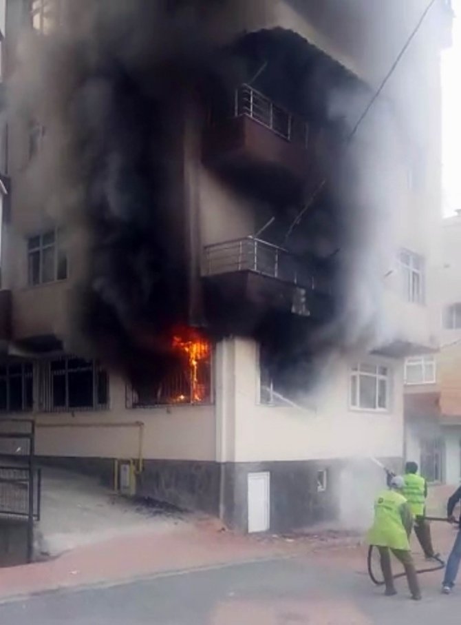 Samsun’da ev yangını korkuttu