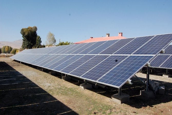 Köylünün su sorunu güneş panelleriyle çözüme kavuştu