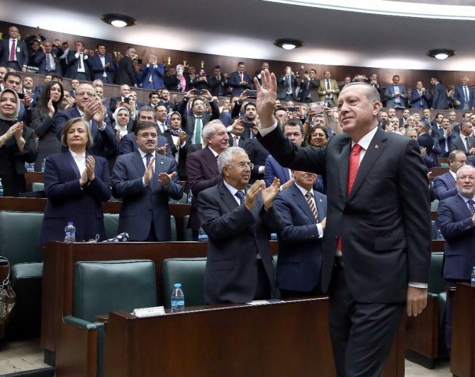 Erdoğan: "Geçtiğimiz 15 yılda yaptığımız tüm reformlara rağmen hala obez bir devlet yönetimine sahibiz"