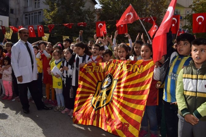 Malatya’da Derme İlkokulu öğrencilerinden anlamlı etkinlik