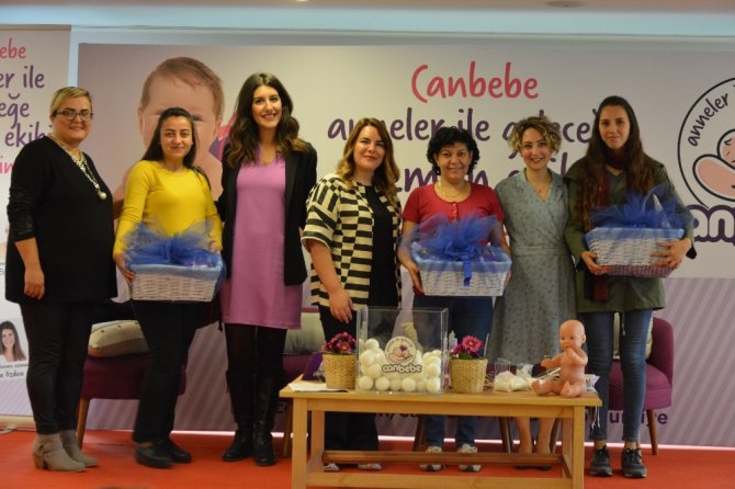 Çocukları sürekli kucakta taşımak gelişimlerine engel!