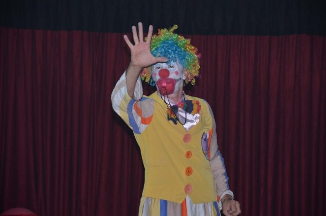 Muş’ta sirk gösterisi