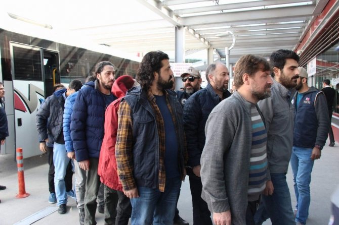 Afyonkarahisar’da FETÖ’nün “gaybubet evlerine” yönelik operasyon