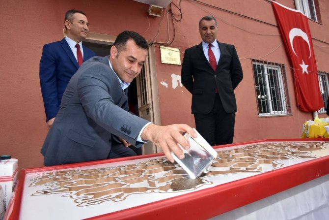 81 ilden gelen toprakla Türkiye haritası yaptılar