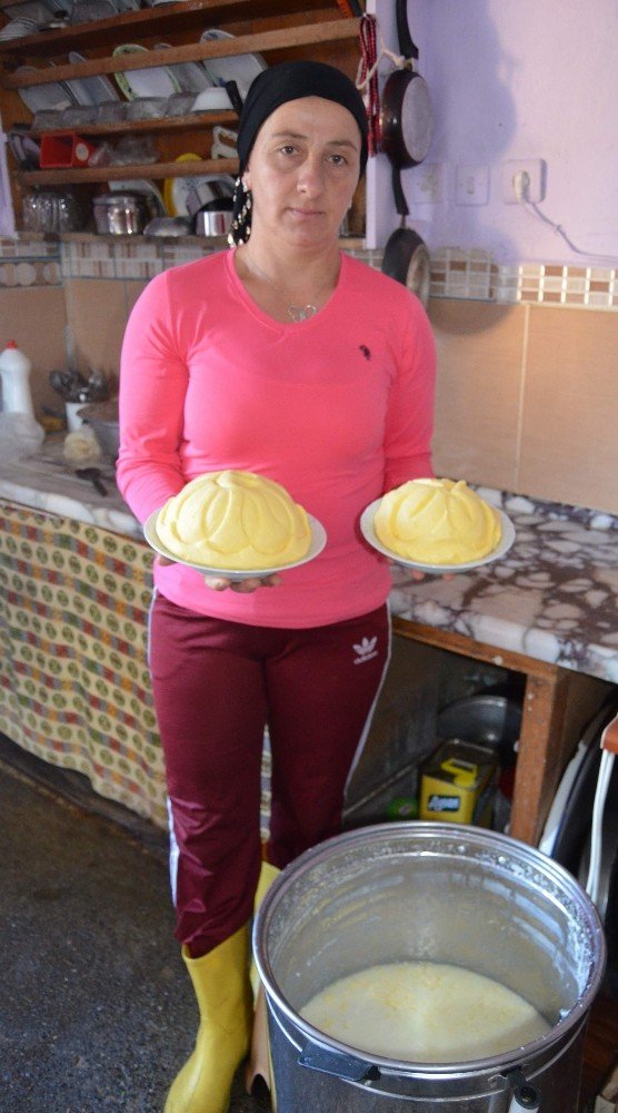 Tereyağı siparişlerine yetiştiremiyorlar