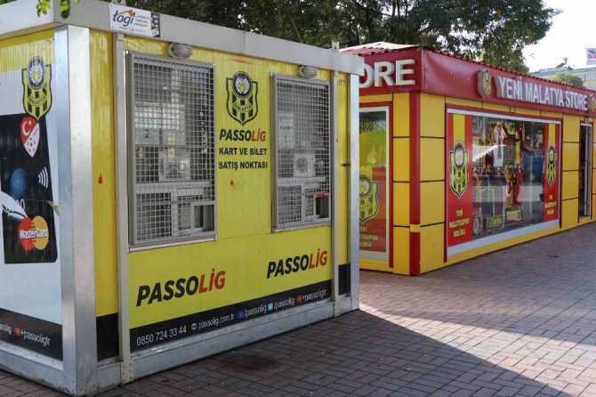 Eski Belediye Meydanı’na Passolig gişeleri kuruldu