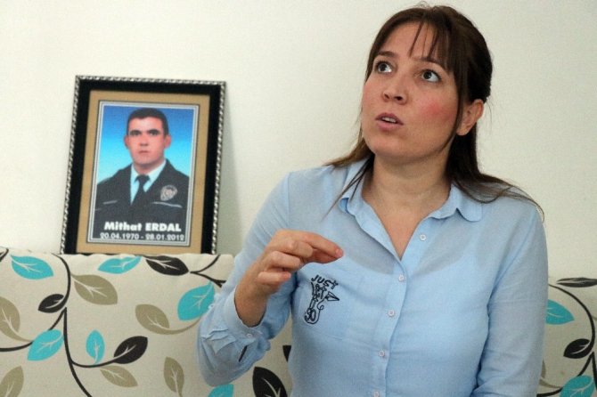 Gizemli kazıda emniyete bilgi toplarken öldürülen polisin eşi ’şehitlik’ hakkı istiyor