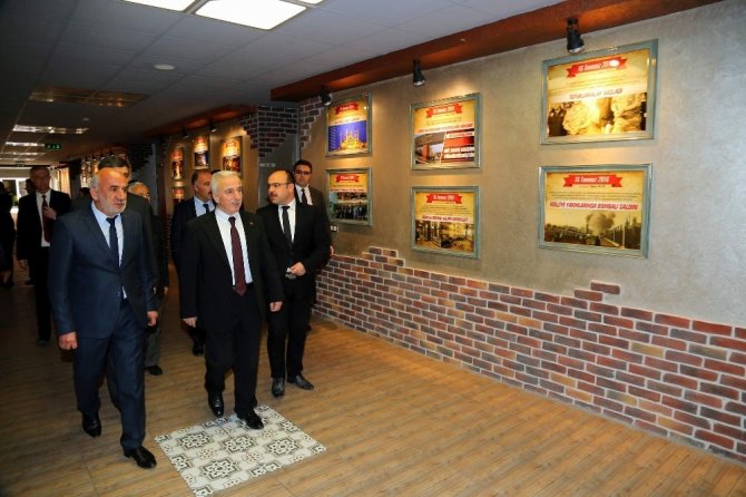 Vali Kamçı Kayseri Lisesi’nde