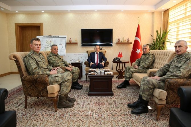 3. Ordu Komutanı Orgeneral Savaş, Vali Pehlivan’ı ziyaret etti