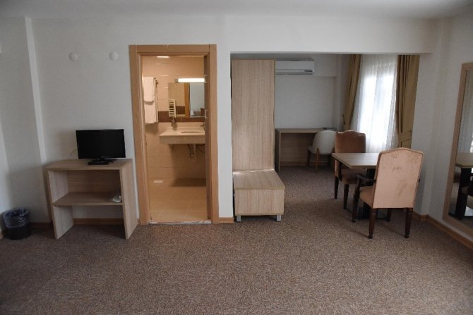 Yenilenen lojman misafirhane hizmete açıldı