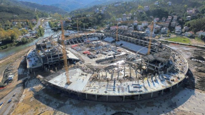 Çotanak Arena Stadı’nın inşaatı sürüyor