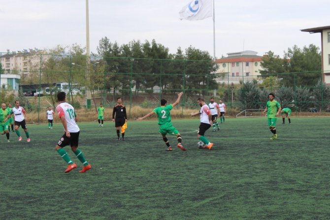 Adıyaman Belediyesi İşitme Engelliler Futbol Takımı:3- 1:Karşıyaka Duymazlar Spor Kulübü