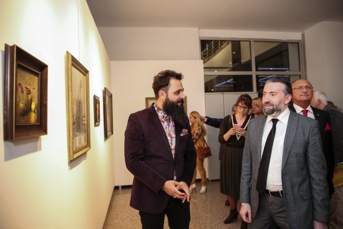 Resimle ‘Tanışma’ Sergisi SKSM’de kapılarını araladı