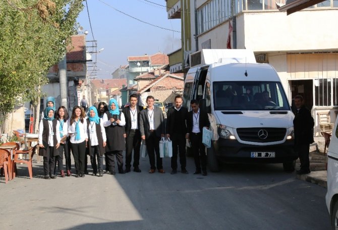 Aksaray’da ’belediye kapımda’ ekipleri vatandaşın ayağına gidiyor