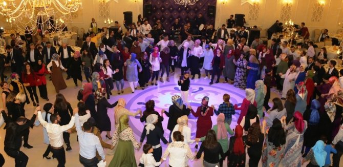 İsmail Türütlü kutlamada stres attılar