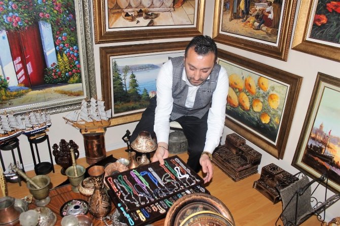 15 yaşında başlayan 100 milyonluk antika tutkusu müzeye dönüşecek