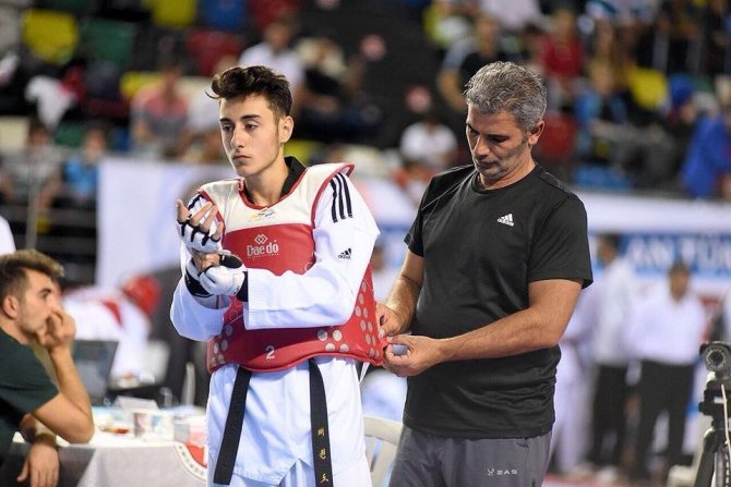 Aziziye Belediyesi’nde milli heyecan