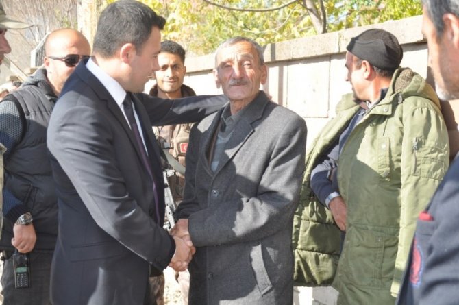 Başkan Vekili Uzan Rüstemgedik beldesinde