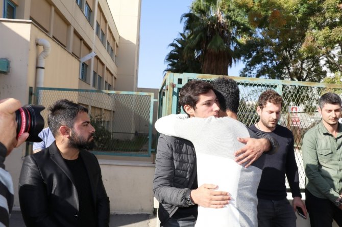 Tek Teker Arif’in cenazesini oğulları ve Kenan Sofuoğlu aldı