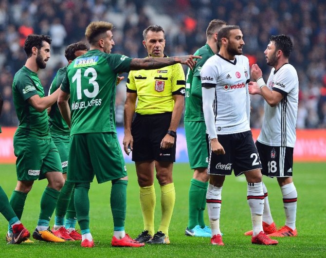 Süper Lig: Beşiktaş: 0 - Teleset Mobilya Akhisarspor: 0 (Maç sonucu)
