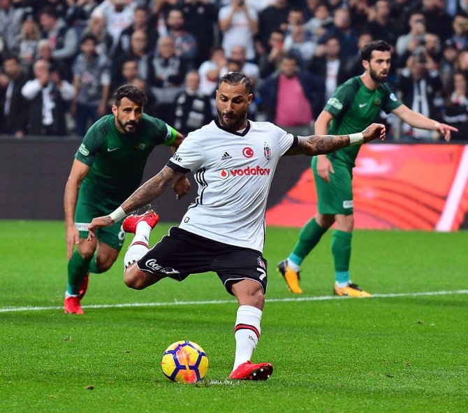 Süper Lig: Beşiktaş: 0 - Teleset Mobilya Akhisarspor: 0 (İlk yarı)
