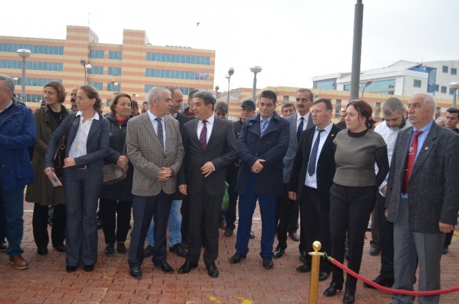 Türk ve Bulgarlar birlikte halay çekip, festival açtılar